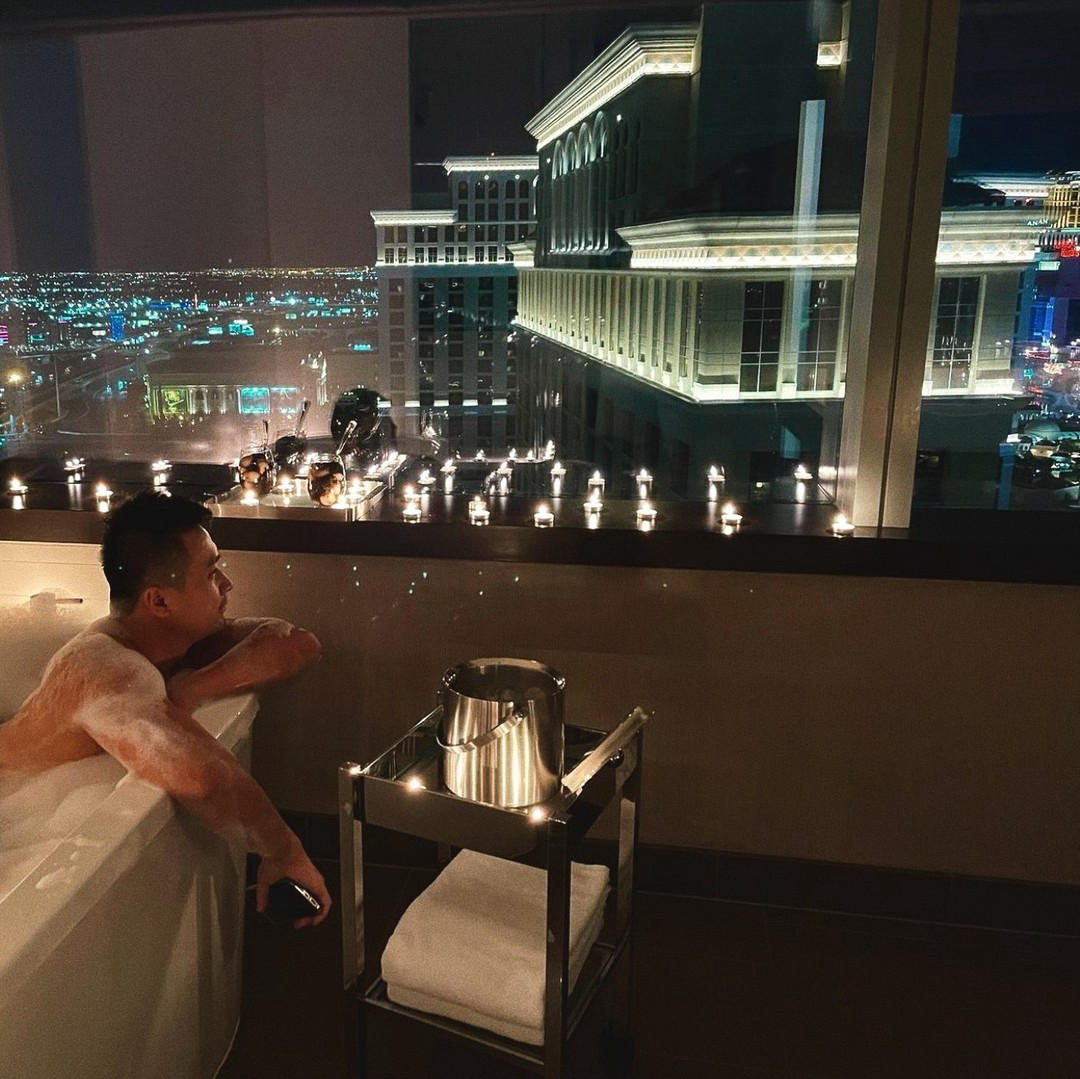 image  1 Vdara Hotel & Spa - Unwind your own way – that's the freedom to do Vegas differently